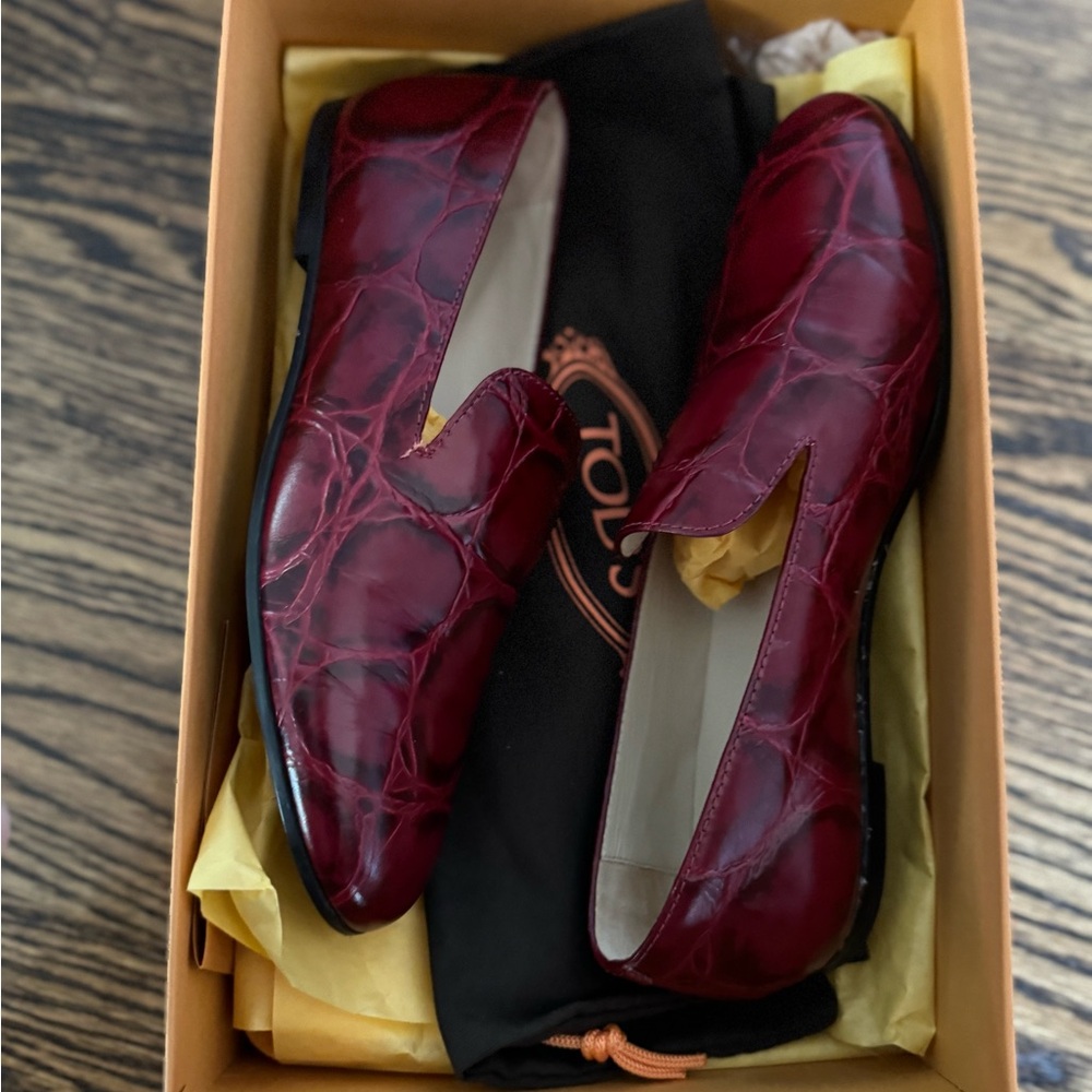 Tod's Deep Red Wine Color Leather Loafers